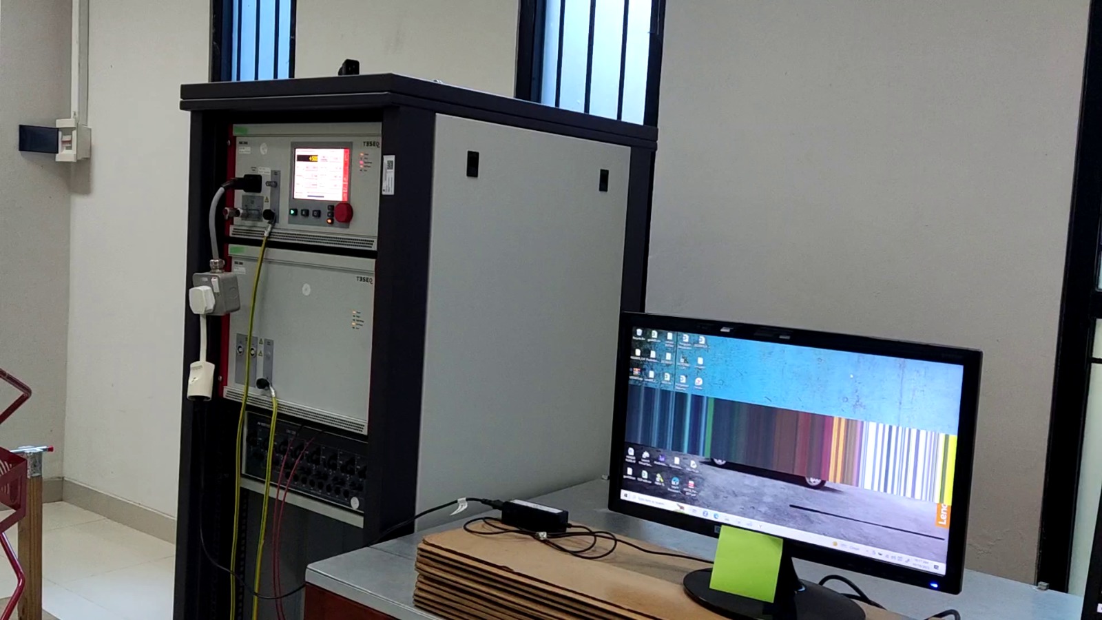 Laboratorium Elektronika dan Instrumentasi 1. Kompatibilitas Elektromagnetik (EMC)