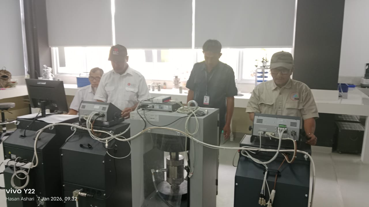Jasa Analisa Teknologi Kekuatan Struktur - UJi Tekan Konblok, Batako, Genteng