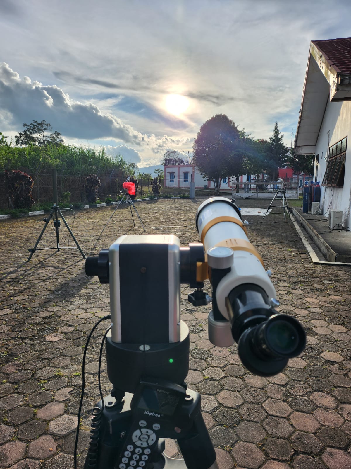 William Optic Telescope Lending Service