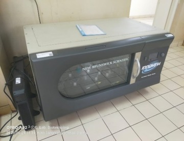 Shaker (New Brunswick Innova 44 R)