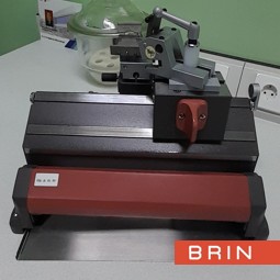 Pembuatan preparat mikroskop dengan rotary microtome