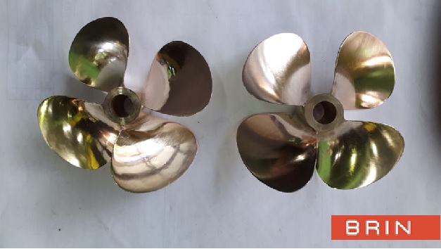  Pembuatan model propeller dari bahan bronze sampai dengan diameter 1O cm