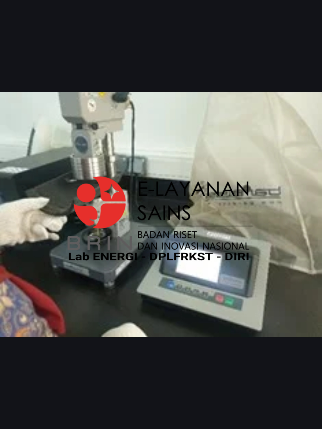 Kekerasan (shore A, Shore D) dengan Bareiss Durometer Statis