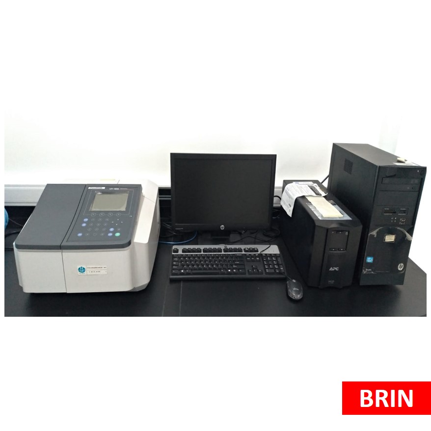 Penggunaan spektrofotometer Shimadzu UV-1800 UV-Vis Spectrophotometer di Lab. Bioindustri Laut Lombok