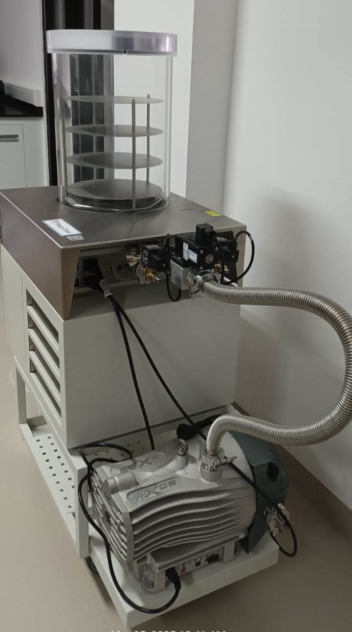 Freeze Dryer, BUCHI Lyovapor L200 - di Lab. Bioindustri Laut KST Lombok