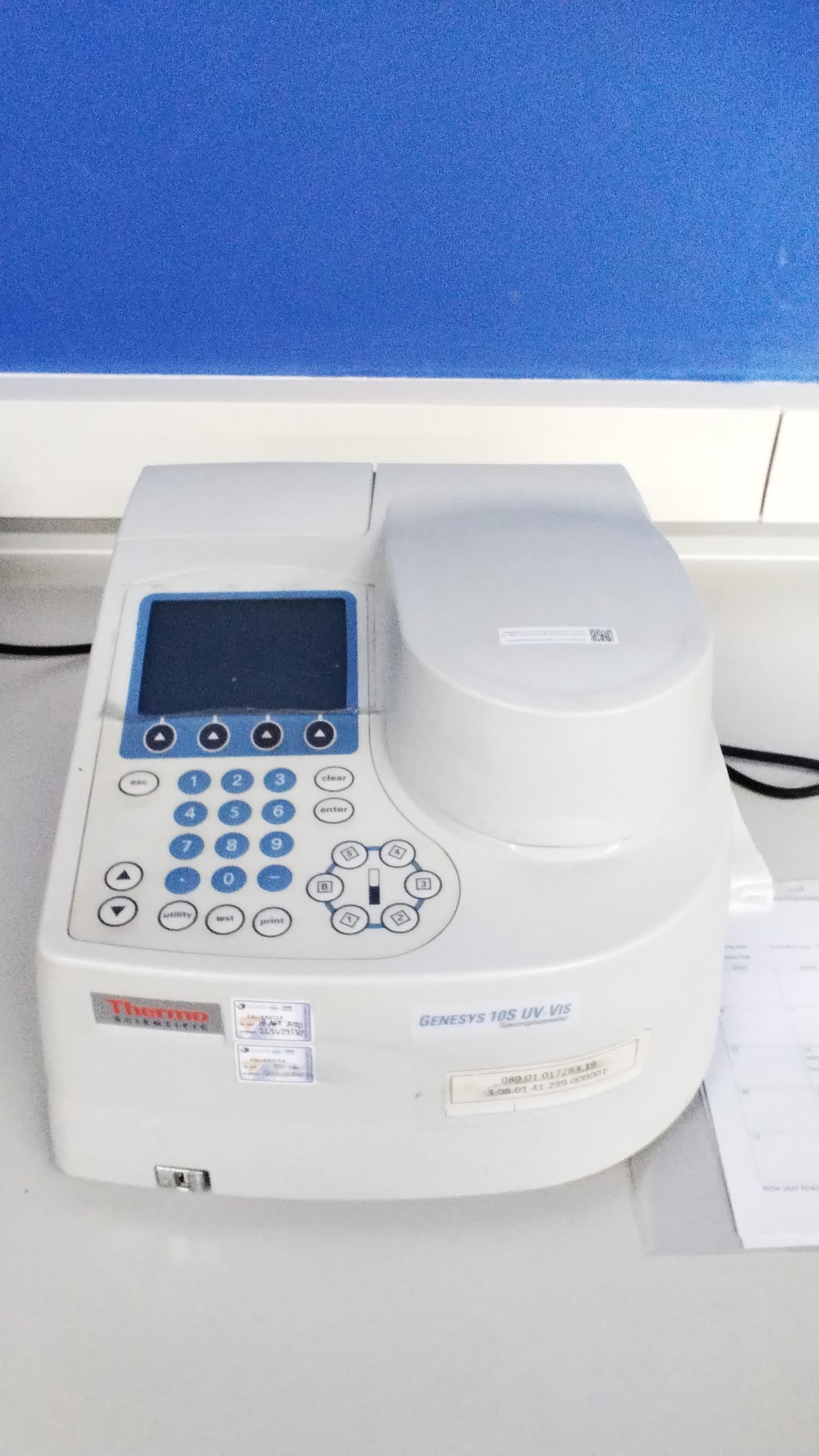 Analisis dan Penggunaan Spektrofotometer UV/Vis-Genesys
