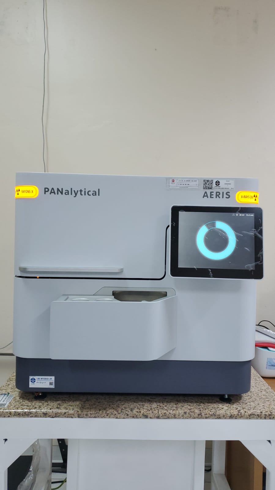 JASA ANALISIS - Difraksi sinar X (X-ray diffraction/XRD) (Aeris Panalytical)