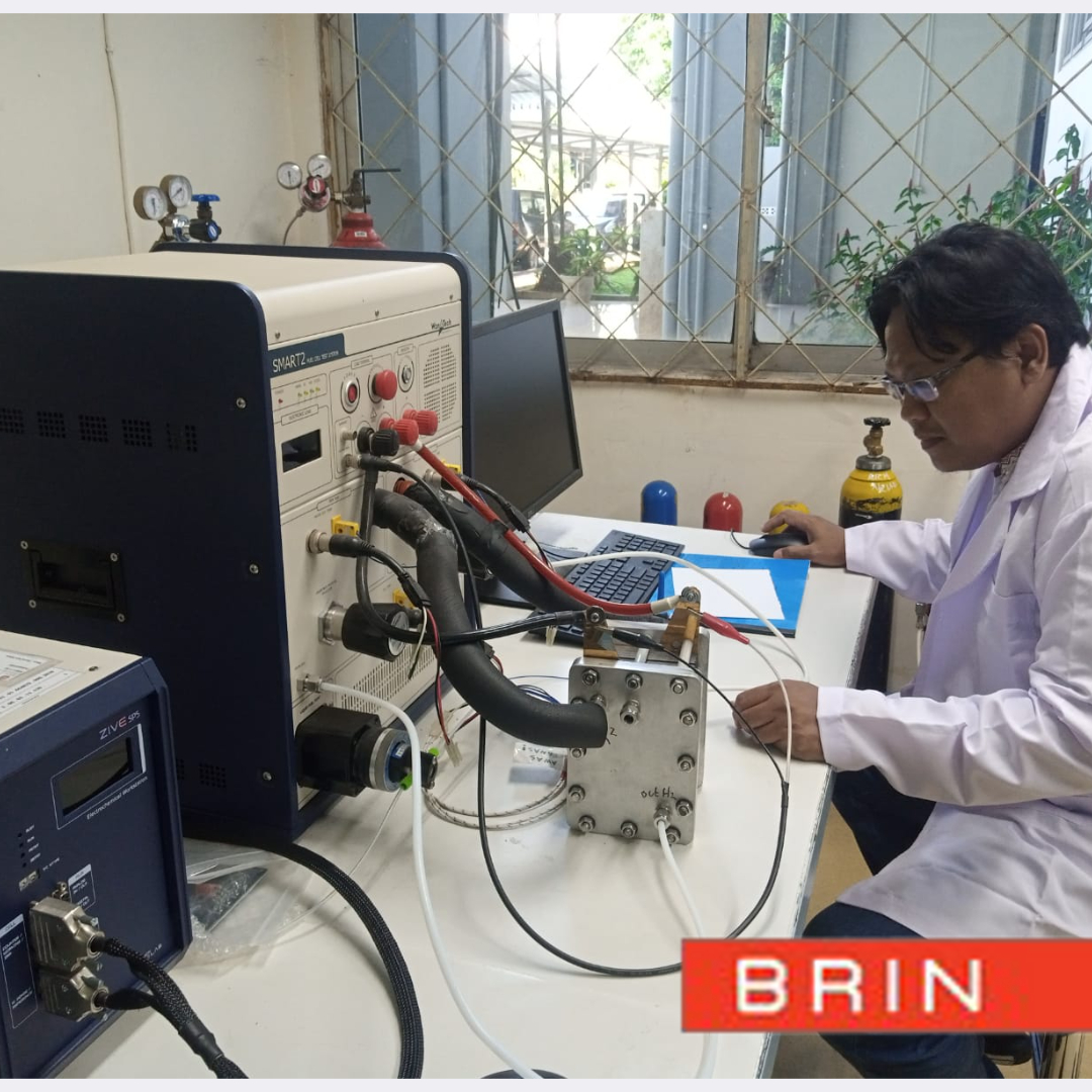 Analysis of Electrochemical Impedance Spectroscopy (EIS) - ZIVE 5 - Cyclic Voltametry (CV)