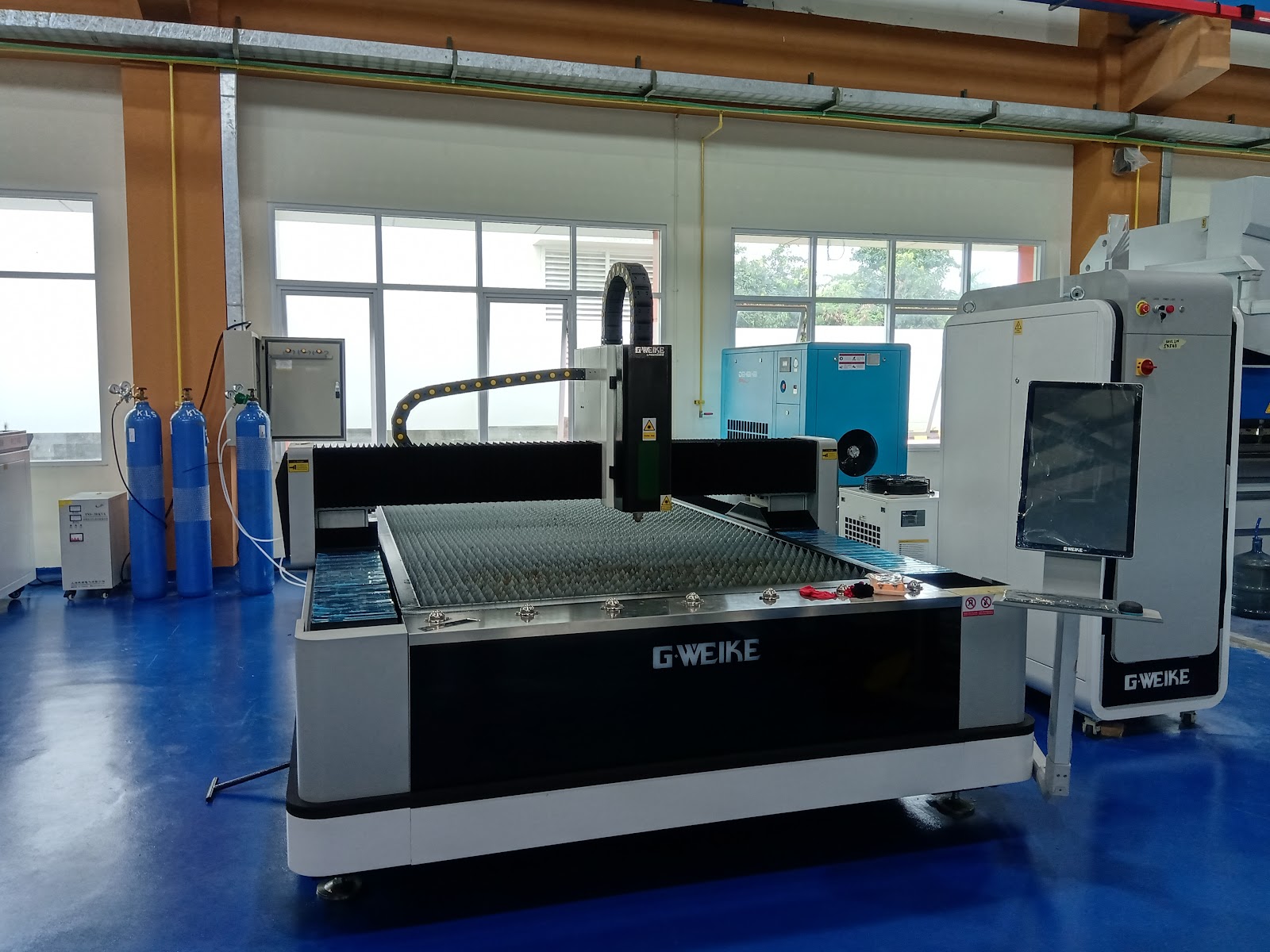 Laser Cutting Machine