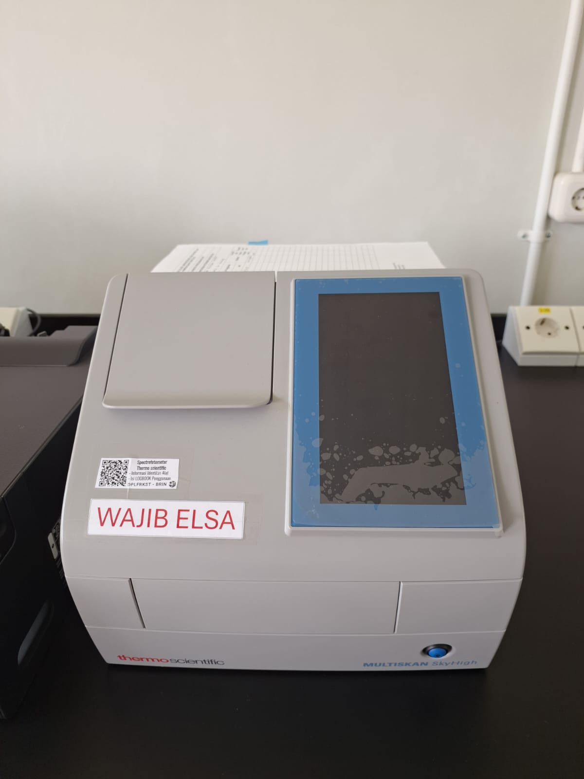 Pembacaan Absorbansi dan Spektrum Absorbansi dengan Multiskan SkyHigh Thermo Scientific