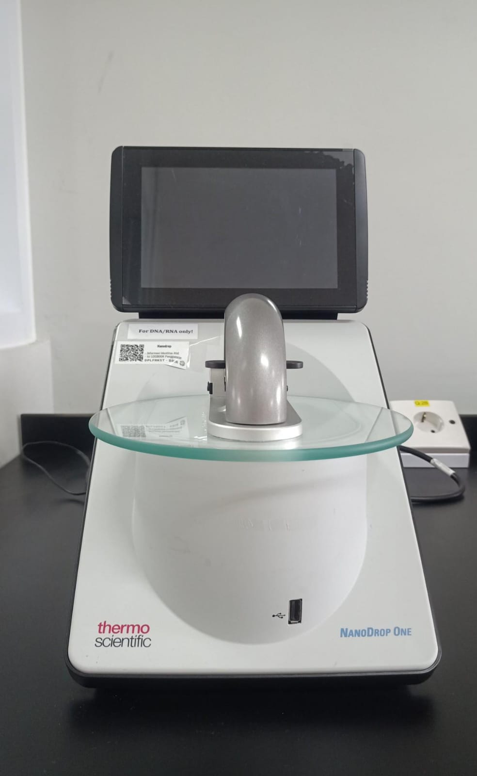 PEMBACAAN KONSENTRASI ASAM NUKLEAT DAN PROTEIN DENGAN NANODROP