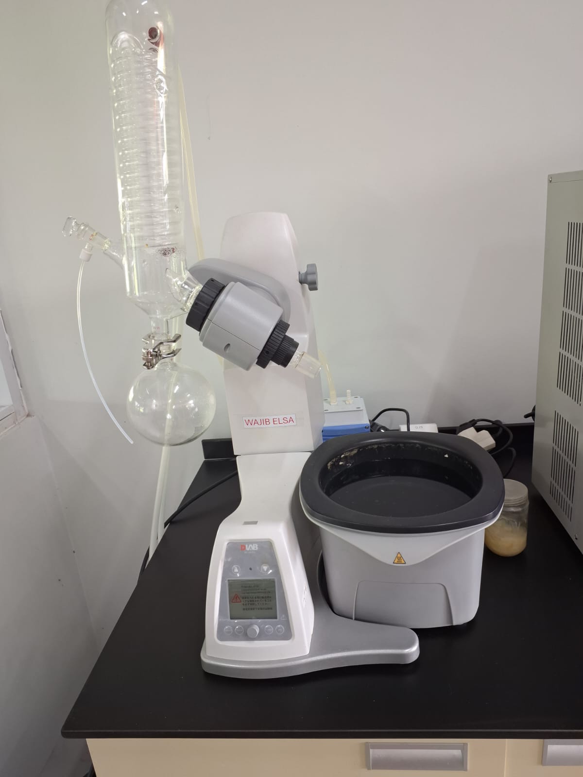 PENGGUNAAN ROTARY EVAPORATOR