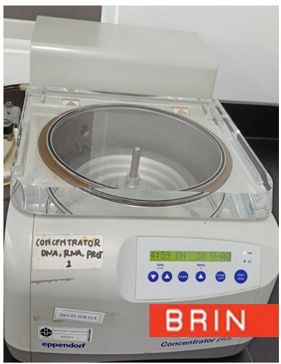 Vaccum Concentrator Centrifuge (eppendorf)