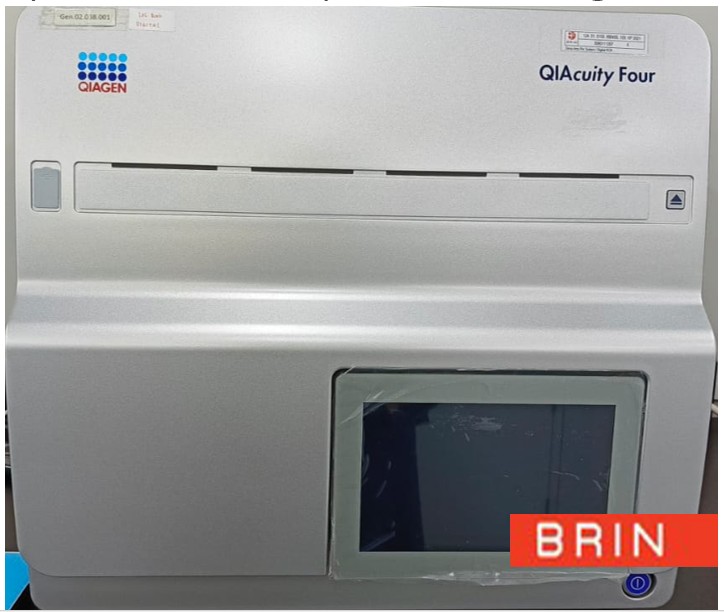 Penggunaan Digital PCR QIAcuity Four - Qiagen 6 (Gedung Genomik)