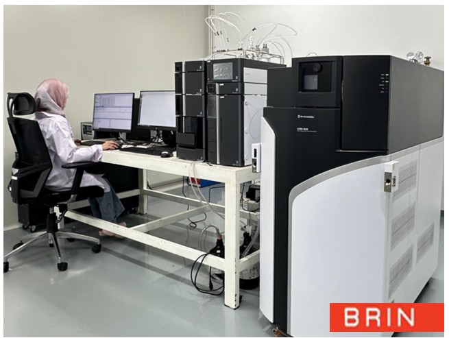 JASA ANALISIS Kualitatif atau Screening - Liquid Chromatography Mass Spectrometry (LCMS-QToF) Gedung Genomik