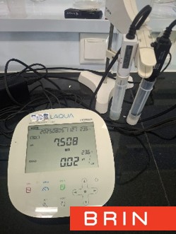 Analisis pH Menggunakan Potensiometri
