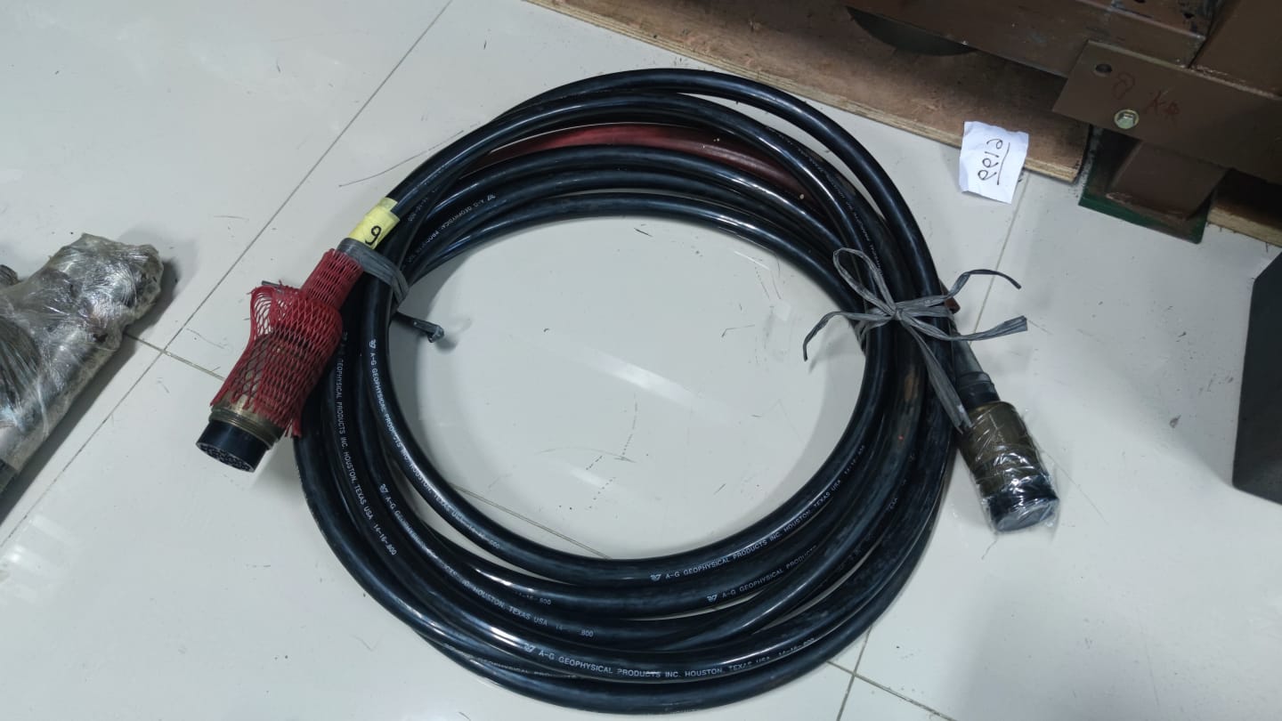 Umbilical 9 m (16 PIN Cable)