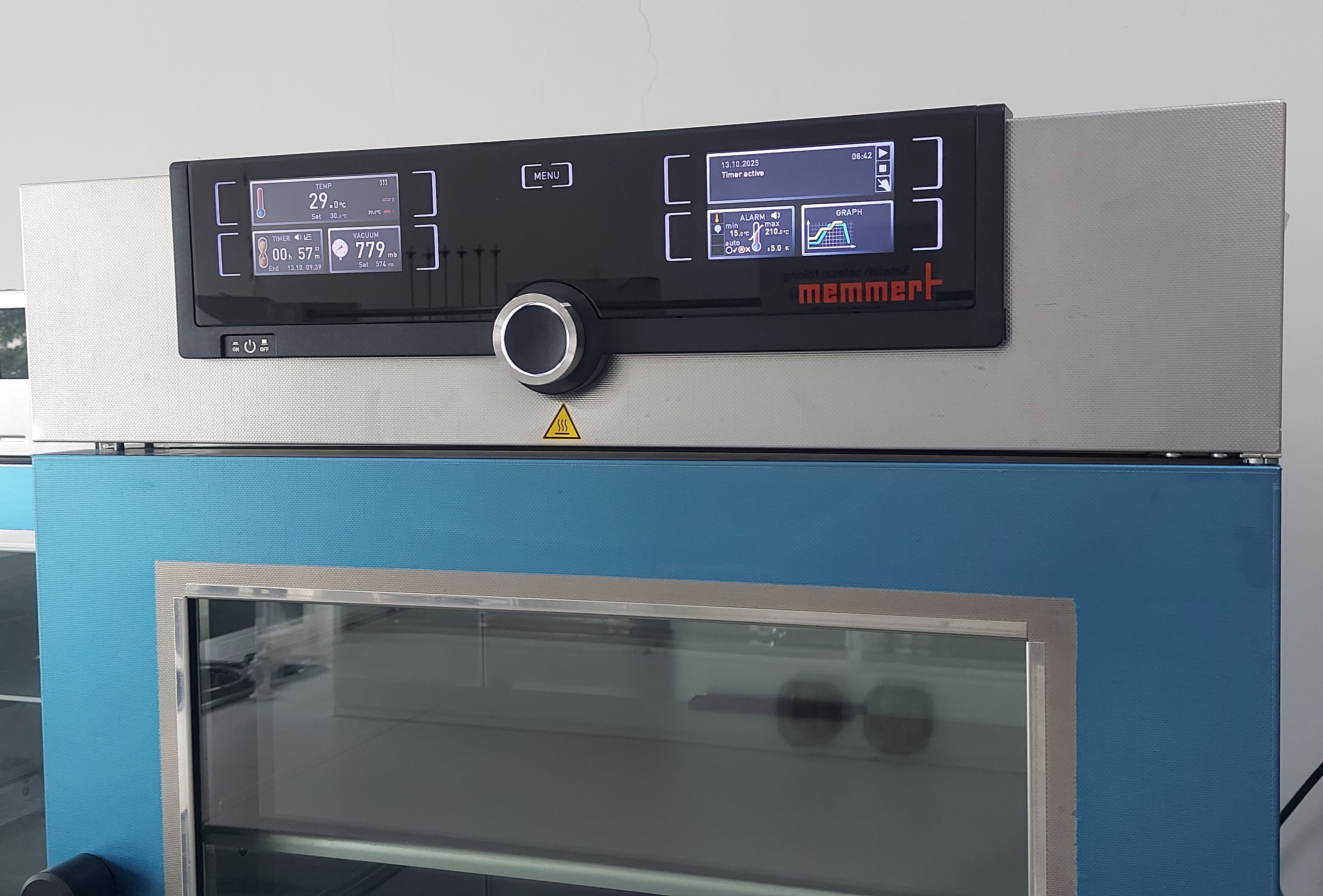 Vacuum Oven Equipment Usage Service