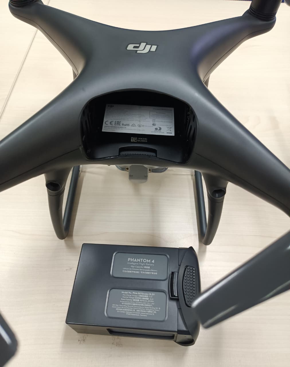 Drone DJI Phantom 4  Pro