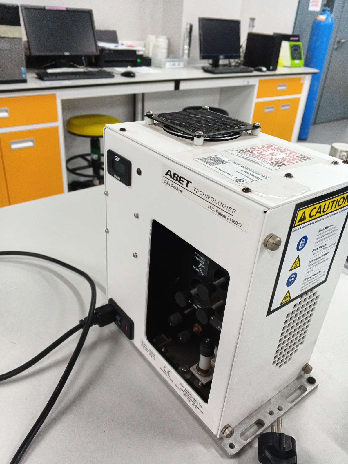 penggunaan solar radiation meter